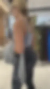 ridiculously fit blonde pawg w glasses in lulus