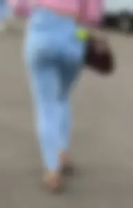 Hot Tight Ass in Blue Jeans and Sandals Street Candid Closeup Photos
