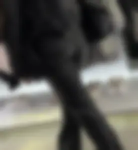 (OC) SQUAT GIFs Pretty MILF Christmas Tree In Leather Pants