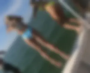 Bikkini babes