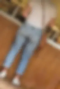 Nice milf ass in jeans
