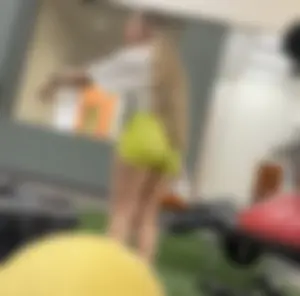 Pawg yellow gymshark shorts rdl bendovers Dolphins fan