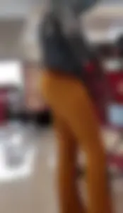 Yellow jello milf