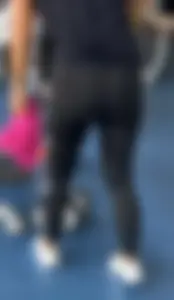 Another juicy ass at gym