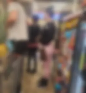 Dumpy 1 ( Pink leggings pretty face phat ass BBL)