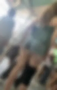 Theme Park Candid Ass With Face Shots (OC)