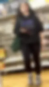 Brunette wearing super skintight leggings  (OC)