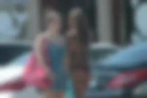 Another gallery of sexy Deerfield Beach girls in bikinis