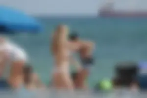 Deerfield Beach girls in bikinis