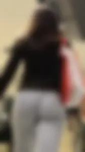 Tight And Jiggly College Girl In Black Leggings