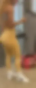 Soft Latina Ass in Yellow Leggings