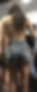 Thrift thot checking herself out in the giant mirror