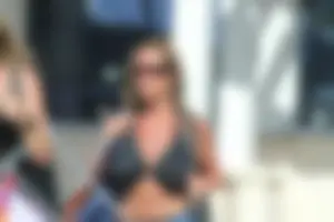 Deerfield Beach, Florida sexy girls and teens in bikinis