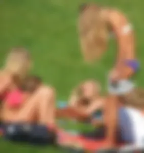 Bikini girls