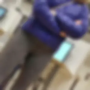 Blonde lady shopping in tight dark grey leggings