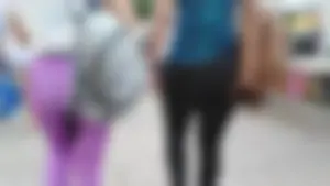 Team Yoga Latinas bubble butt