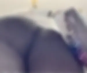 THICK PAWG/ NICE ANGLES/ CLOSE UPS/ BENT OVER (not oc)