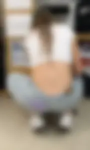 Redhead squatting and working (prob got caught lol) (oc)