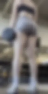 Crazy gym built teen ass bending over