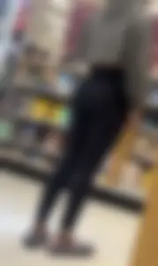 Amazing bubble butt college girl