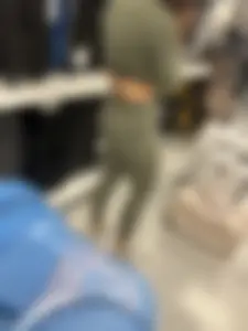 Sexy Brazilian MILF in tight green leggings VPL