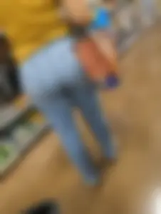Tight jeans on a Mom