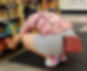 Latina Milf VTL in Spandex Shorts