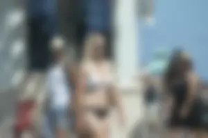 Sexy Florida beach bikini girls