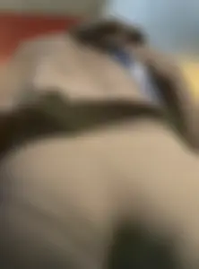 College Vpl Latina In Dark Grey Leggings Going Up The Stairs