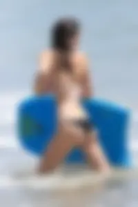 Kendall Jenner paparazzi pictures in bikinis