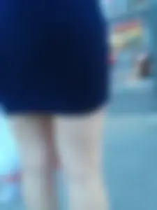 Girl with Amazing Legs and Booty in Short Dress Subway Escalator Creepshot