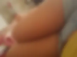 Chubby Girl’s Selfies in Underwear Collection