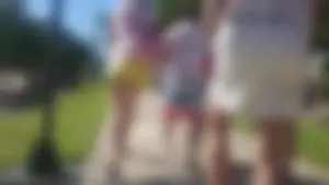 Milf in yellow shorts with vpl and a wedgie