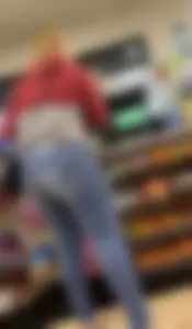 2 Milf booties @ 7/11