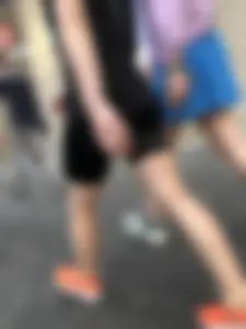 Candid street girl with great booty on spandex and hot legs