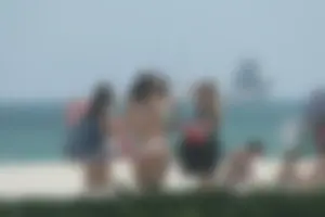 Deerfield Beach girls in bikinis