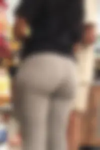 OC. Pretty black girl with great cheeks in gray sweatpants