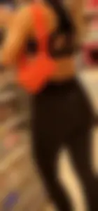 Smokin blonde in yoga pants walmart