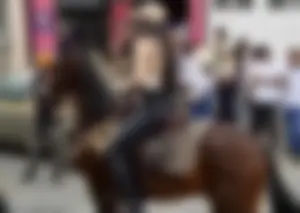 Latina cowgirls gitty up! Non OC