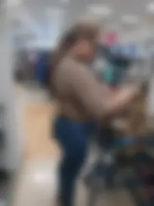 SEXY A$$ beautiful OBVLIOUS latina MATURE milf gave me a show!