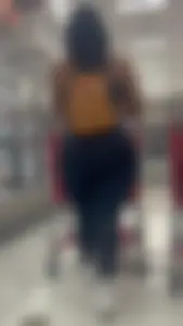 Ebony so thick!
