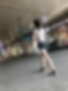 Awesome candid chick wearing mini shorts, perfect long pale legs