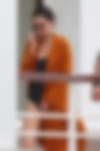 Kendall Jenner paparazzi pictures in bikinis