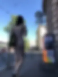Amazing candid chick wearing a dress, VPL and glimpses of her ass through the fabric