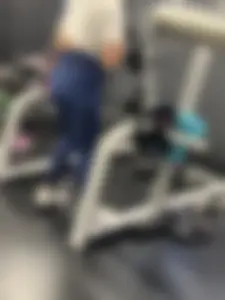 Extremely tight deadlifting in blues