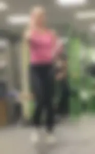 Gym Creepshot of a Blonde Girl in Yoga Pants