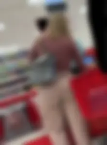 Hot milf slim waist fat booty