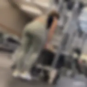 THICK LATINA AT THE GYM