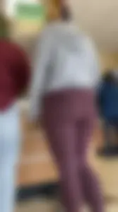 2 Teen in Subway Restaurant