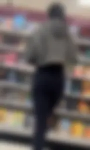 Amazing bubble butt college girl